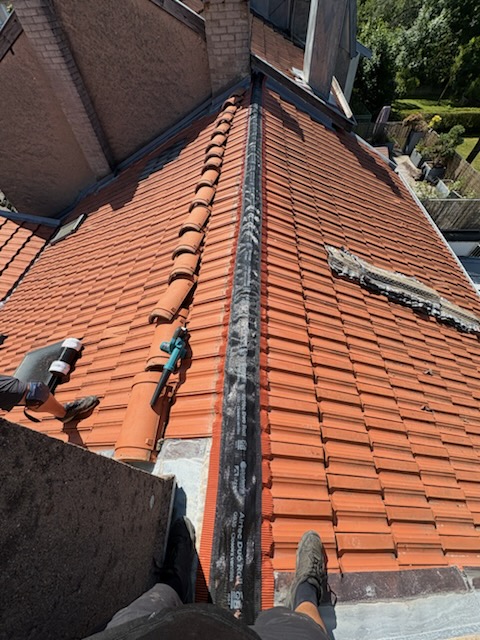 Étanchéité et faîtage